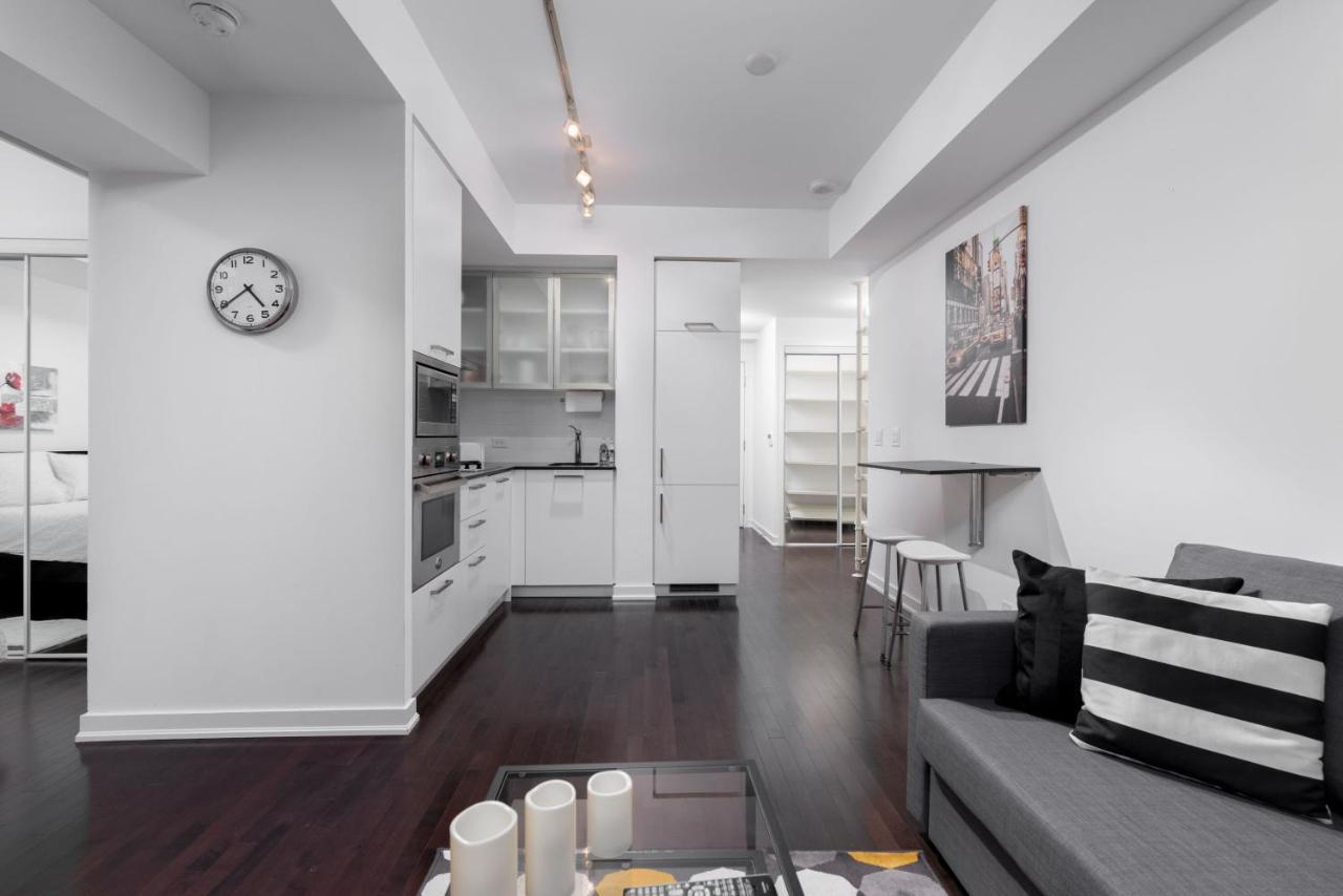 The York Boutique Suites تورونتو المظهر الخارجي الصورة