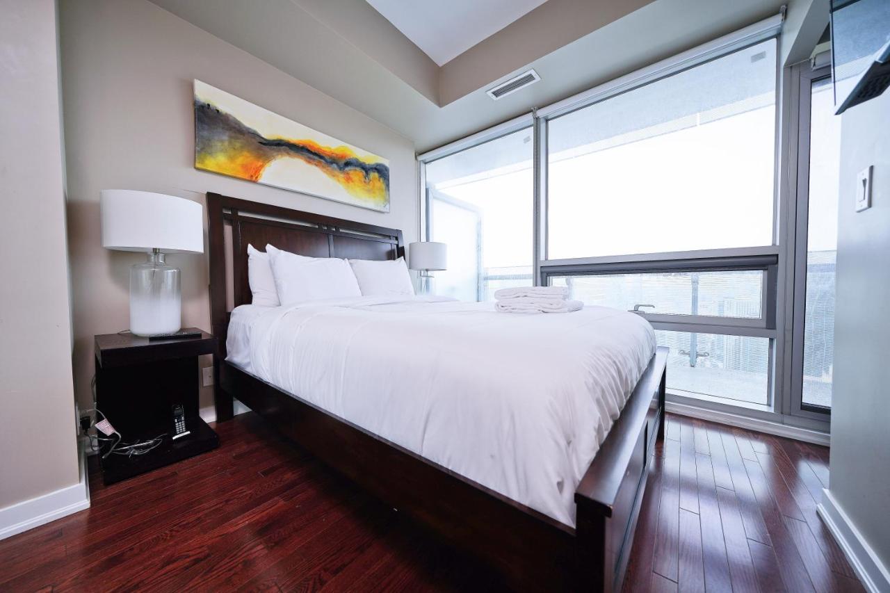 The York Boutique Suites تورونتو المظهر الخارجي الصورة