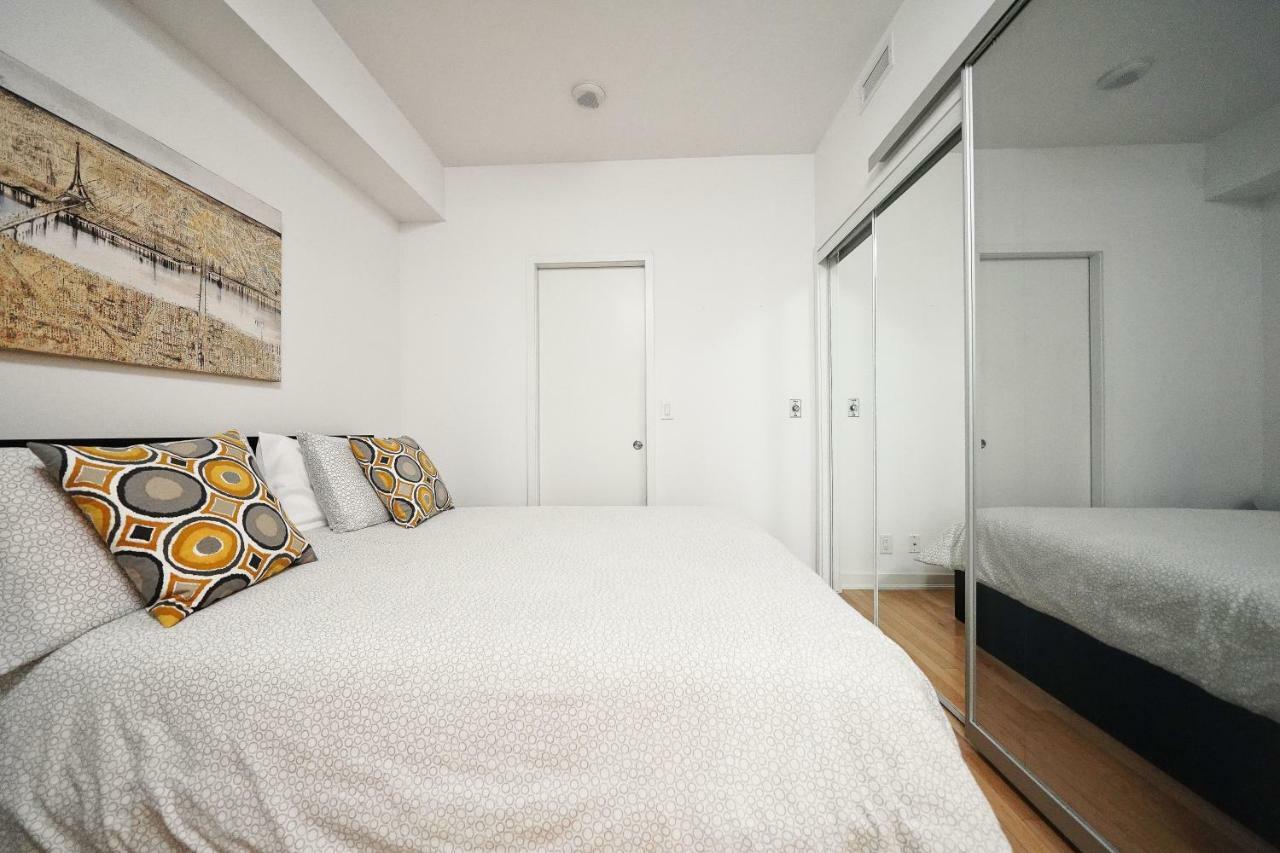 The York Boutique Suites تورونتو المظهر الخارجي الصورة