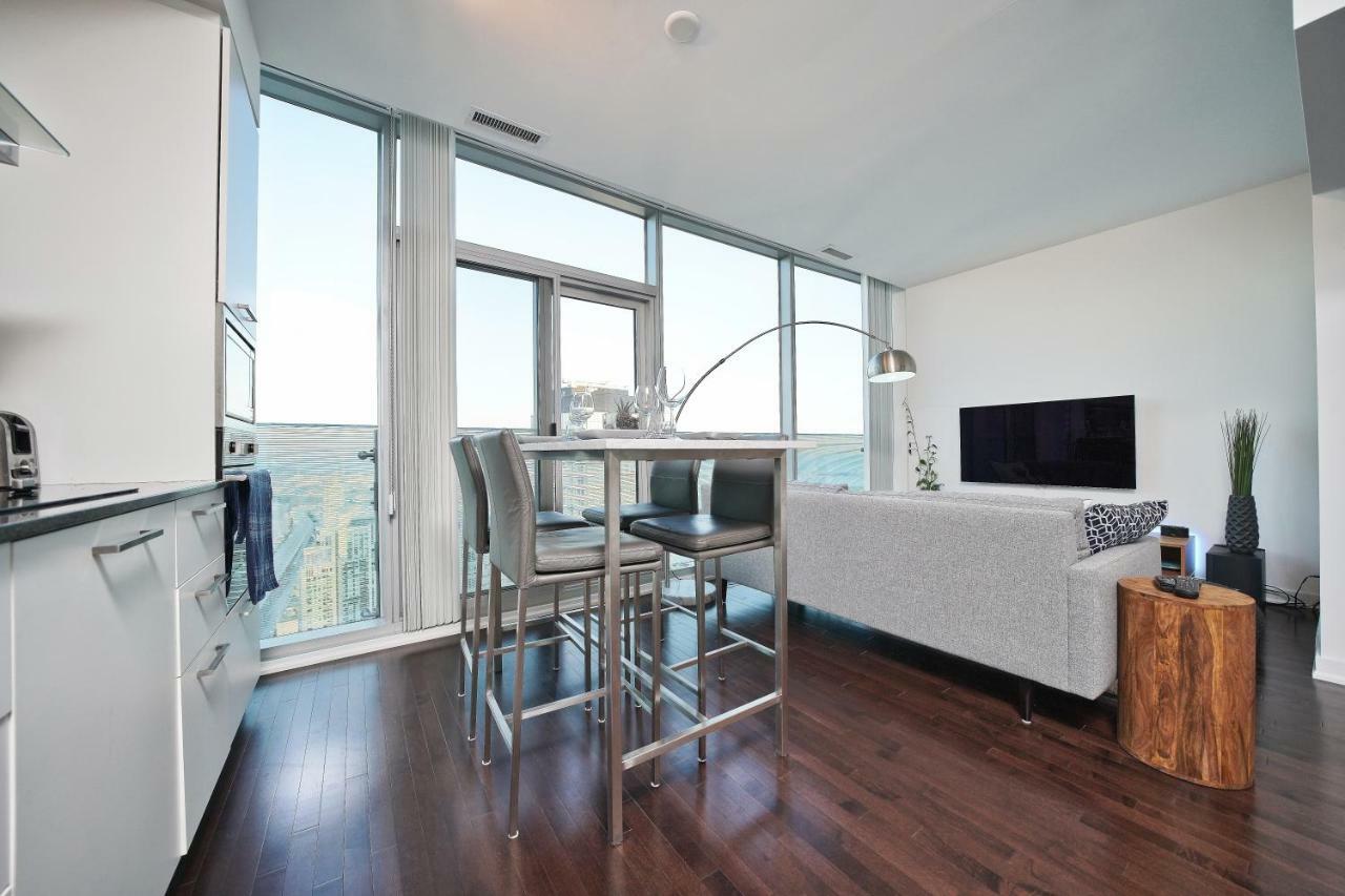 The York Boutique Suites تورونتو المظهر الخارجي الصورة