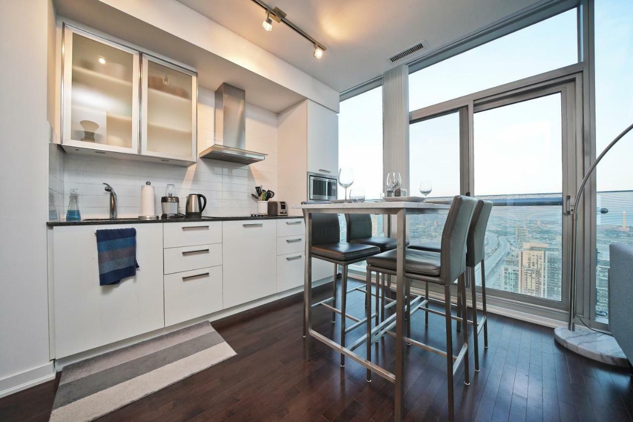 The York Boutique Suites تورونتو المظهر الخارجي الصورة