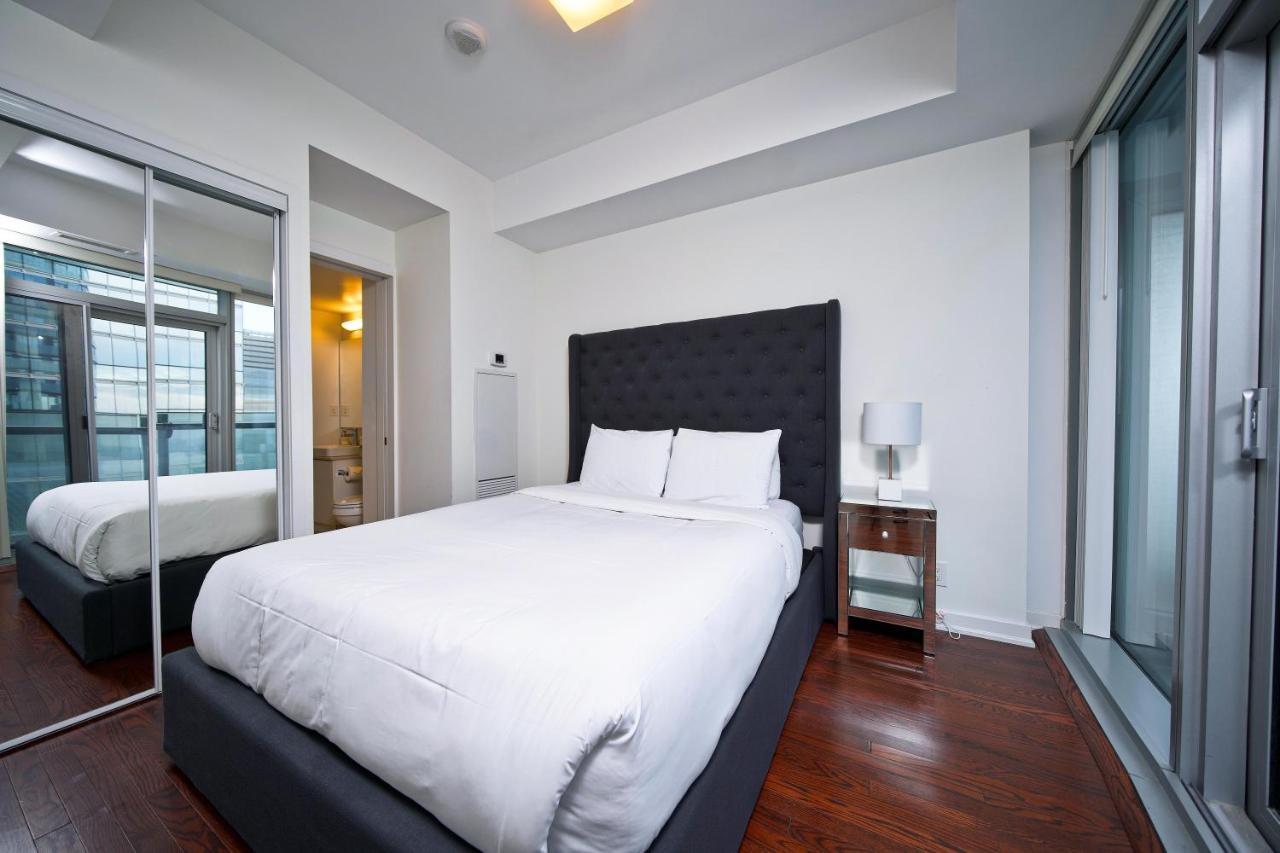 The York Boutique Suites تورونتو المظهر الخارجي الصورة