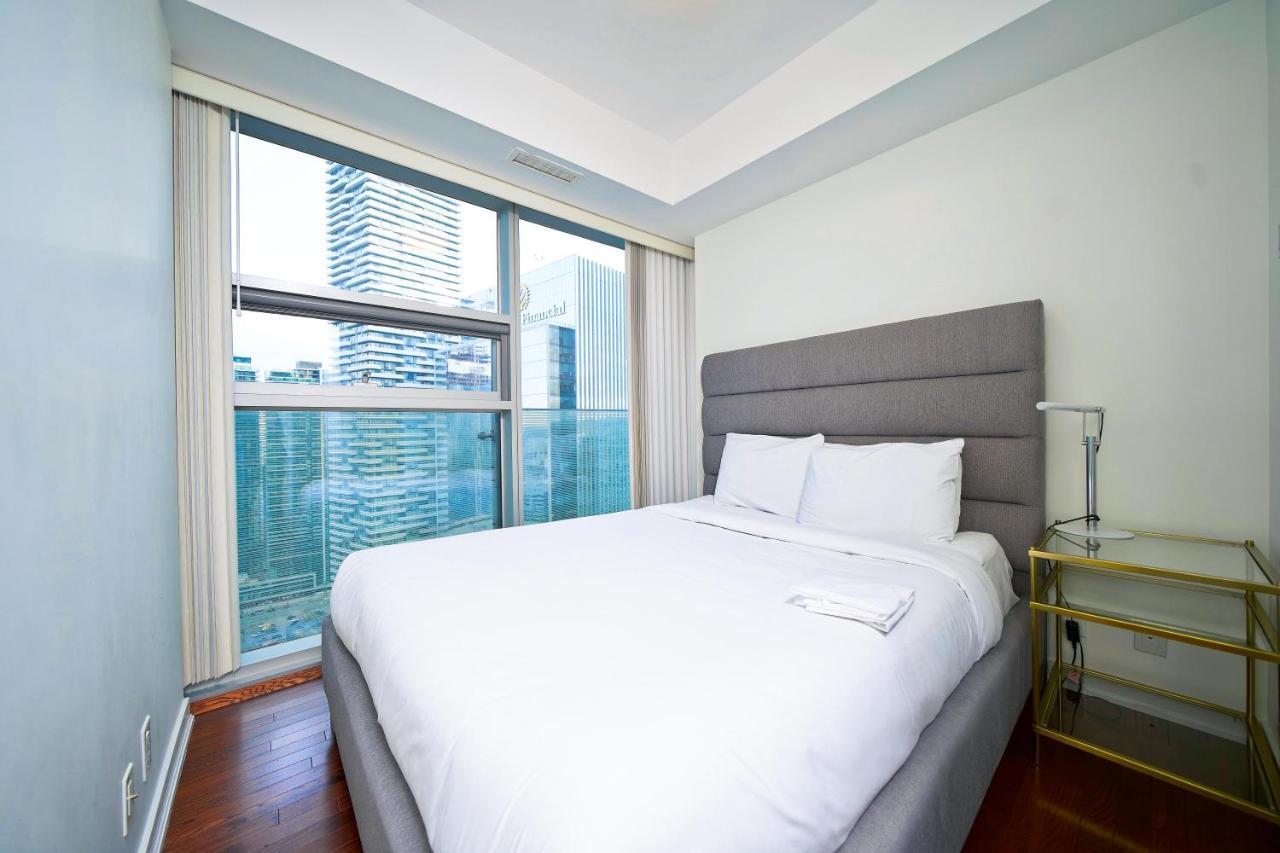 The York Boutique Suites تورونتو المظهر الخارجي الصورة